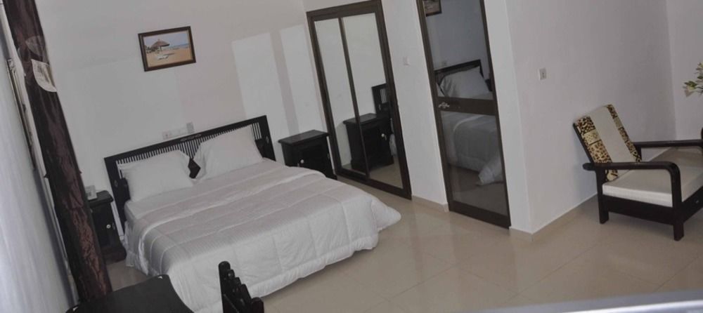 Hotel Residence Madiba Lome Luaran gambar